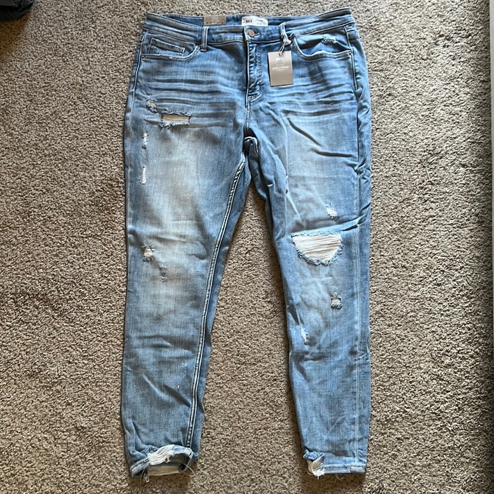 NEVER WORN BKE Curvy High-Rise Ankle Jean